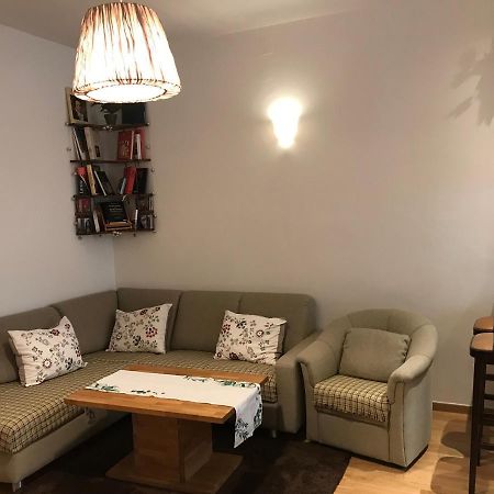 Nice Apartment Near Schoenbrunn And Downtown Wina Bagian luar foto