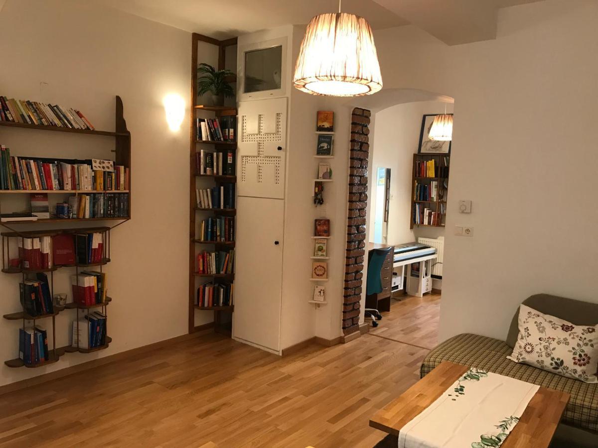 Nice Apartment Near Schoenbrunn And Downtown Wina Bagian luar foto